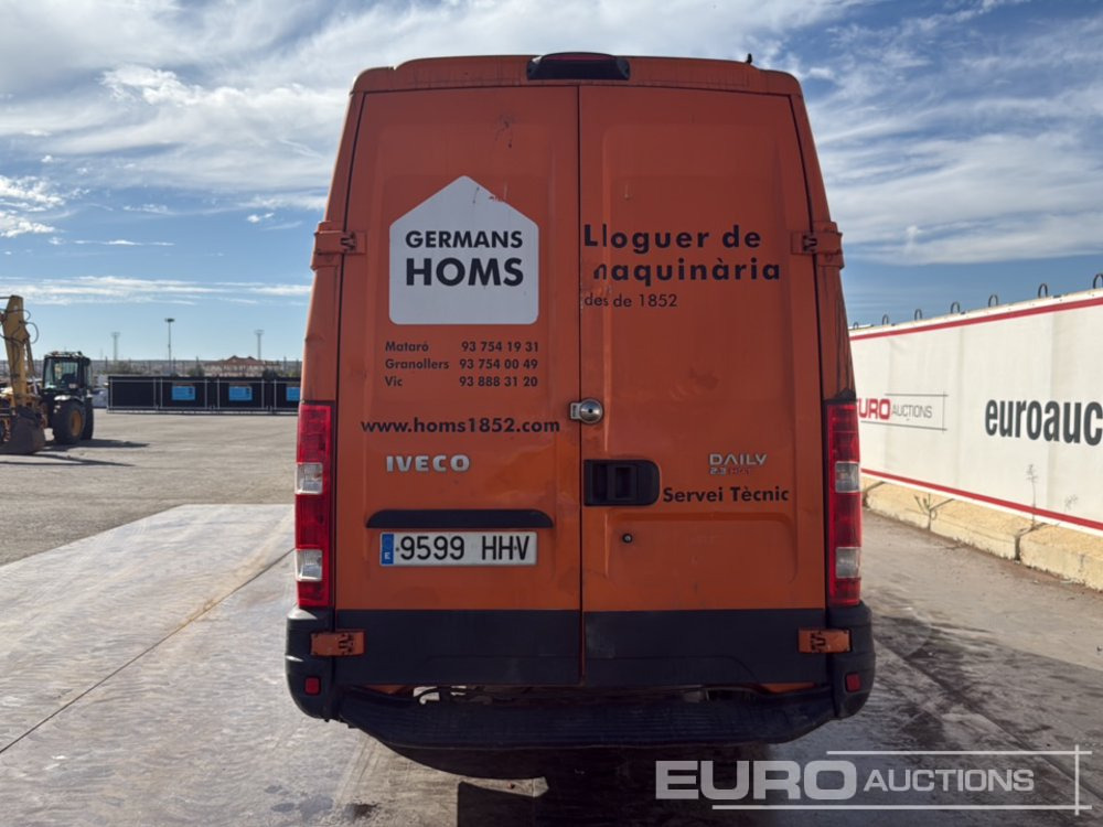 2012 Iveco Daily 35 S14 - Panel van: picture 4 2012 Iveco Daily 35 S14 - Panel van: picture 4