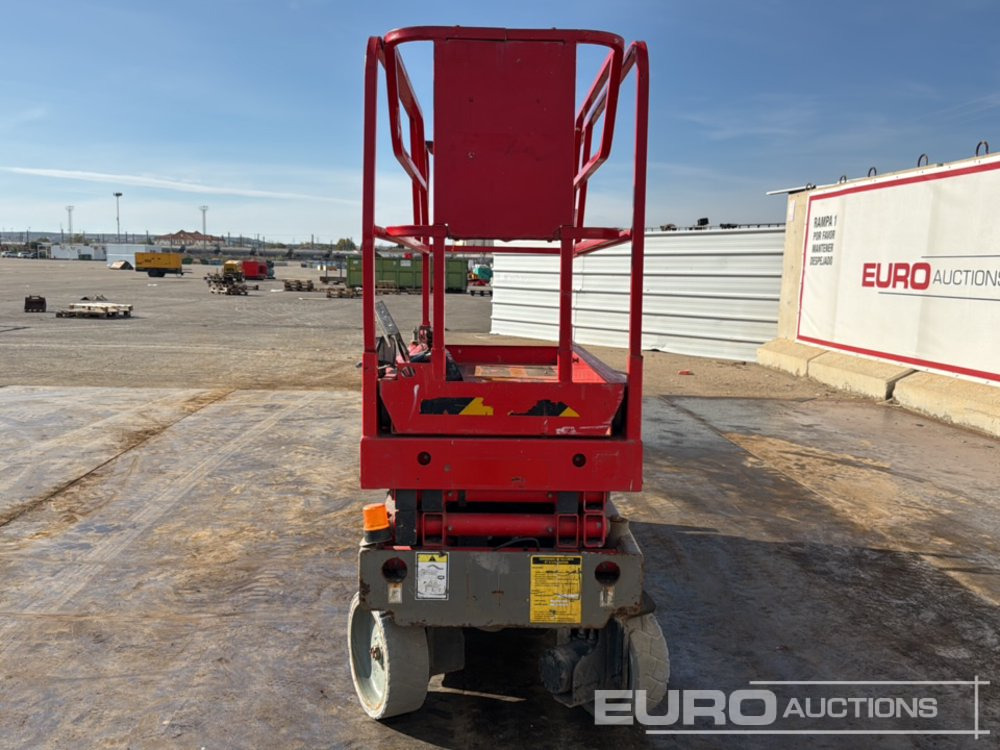 2015 Haulotte Compact 8 - Scissor lift: picture 4 2015 Haulotte Compact 8 - Scissor lift: picture 4