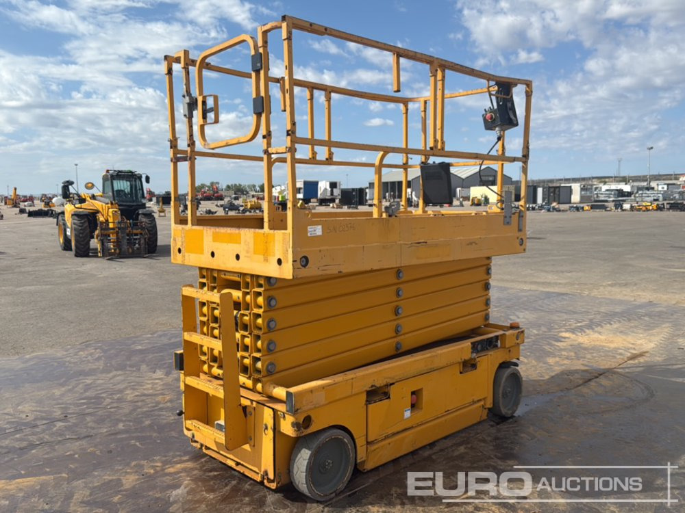 2016 Haulotte Compact 14 - Aerial platform: picture 5 2016 Haulotte Compact 14 - Aerial platform: picture 5