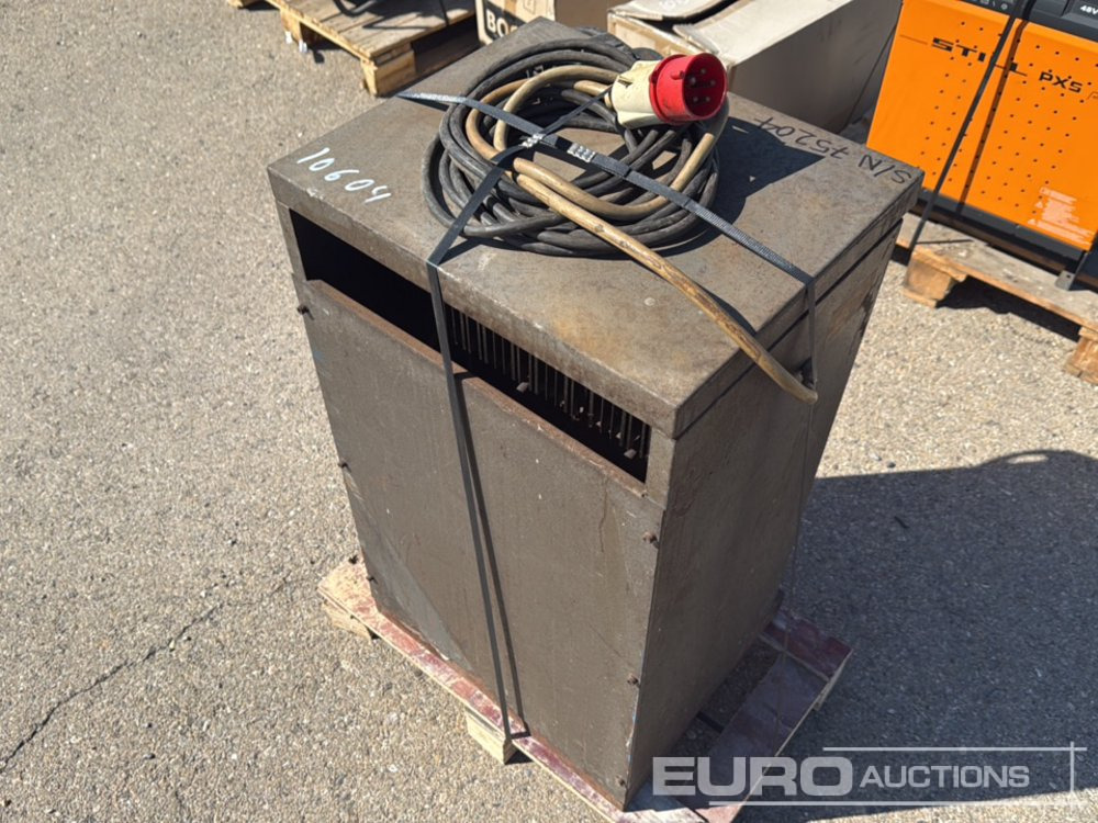 Battery Charger to suit Forklift - Construction equipment: picture 4 Battery Charger to suit Forklift - Construction equipment: picture 4
