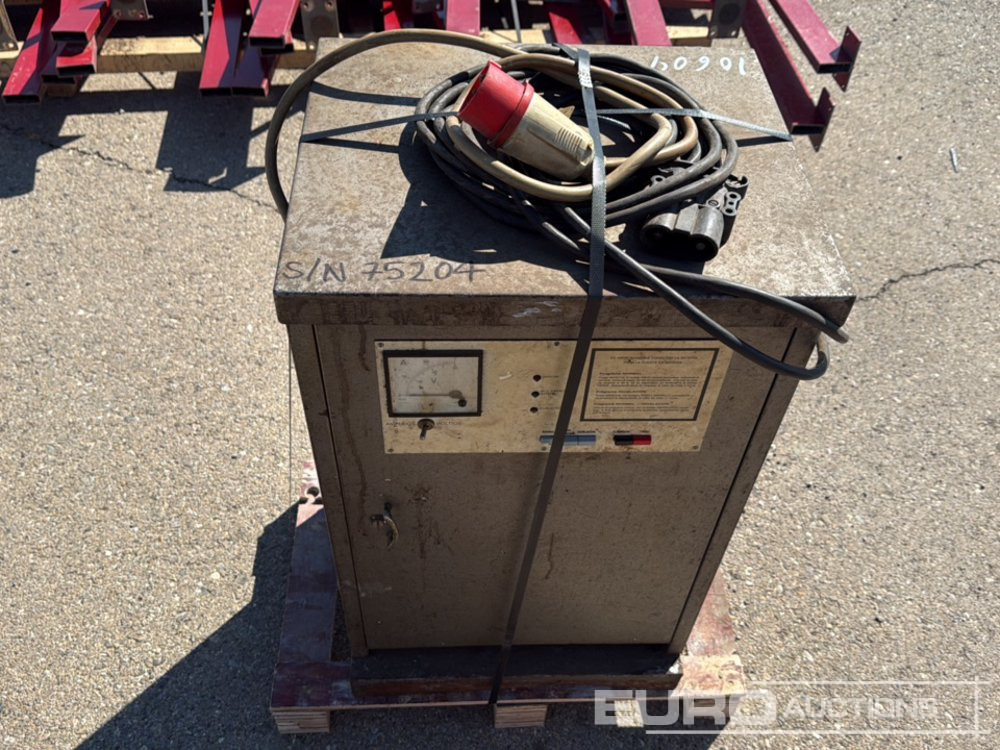 Battery Charger to suit Forklift - Construction equipment: picture 5 Battery Charger to suit Forklift - Construction equipment: picture 5