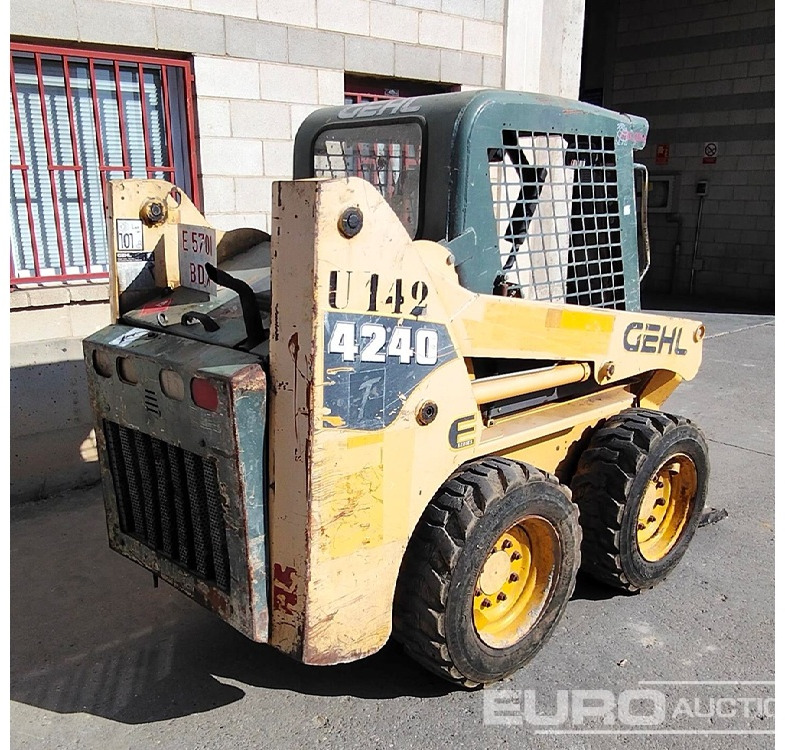 Gehl SL4240 - Skid steer loader: picture 2 Gehl SL4240 - Skid steer loader: picture 2