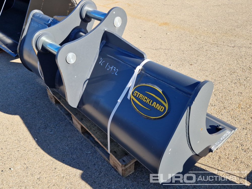 Strickland DB13 - Bucket: picture 4 Strickland DB13 - Bucket: picture 4