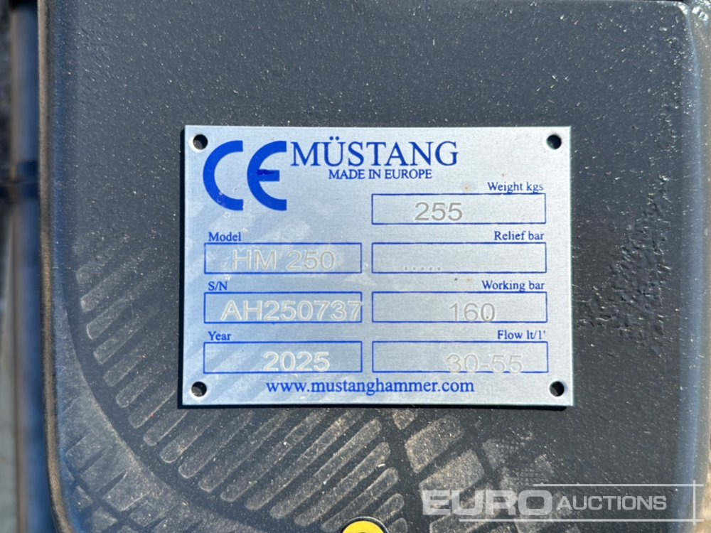 Unused 2025 Mustang HM250 - Hydraulic hammer: picture 5 Unused 2025 Mustang HM250 - Hydraulic hammer: picture 5