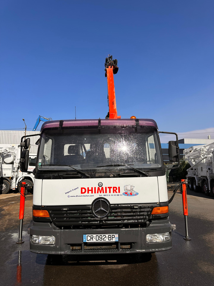 Camion bénne Mercedes Benz MP1 CR-092-BP - Tipper, Crane truck: picture 1 Camion bénne Mercedes Benz MP1 CR-092-BP - Tipper, Crane truck: picture 1