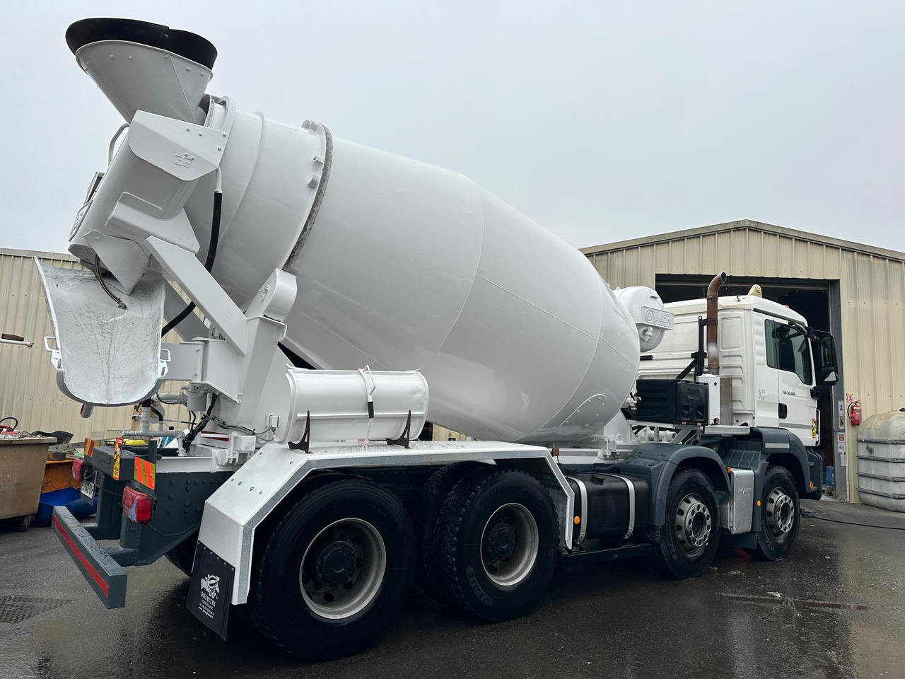 Camion béton MAN TGS 32.400 EC-042-BX - Concrete mixer truck: picture 5 Camion béton MAN TGS 32.400 EC-042-BX - Concrete mixer truck: picture 5