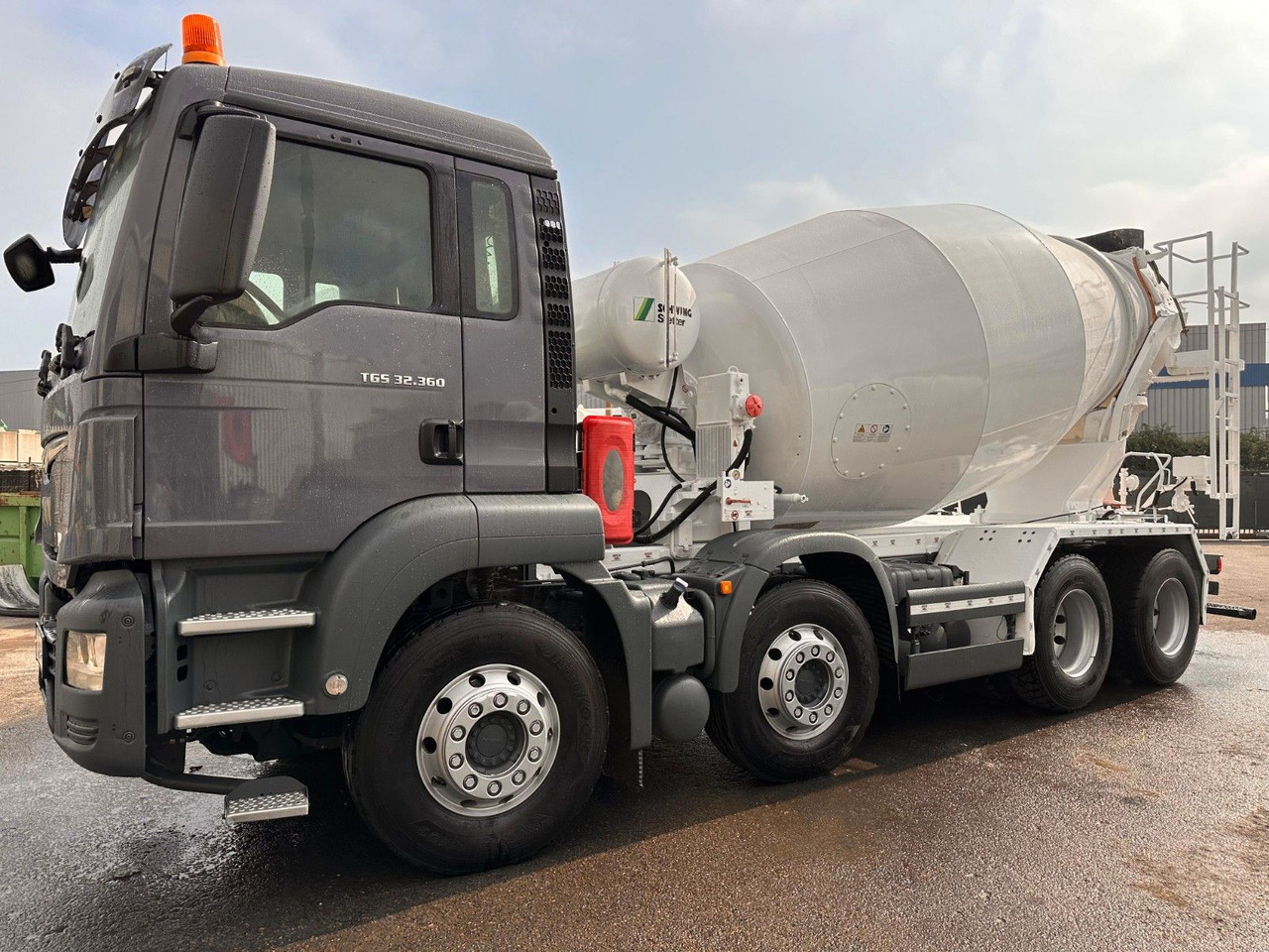 MAN TGS 32.360 - Concrete mixer truck: picture 1 MAN TGS 32.360 - Concrete mixer truck: picture 1