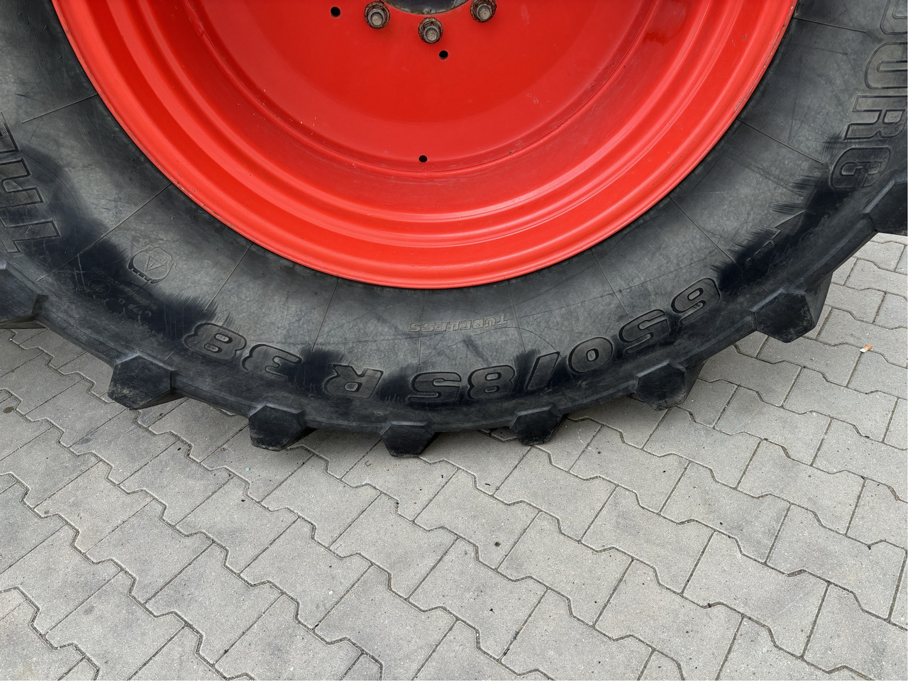 Claas Axion 850 Hexa-Shift - Farm tractor: picture 3 Claas Axion 850 Hexa-Shift - Farm tractor: picture 3