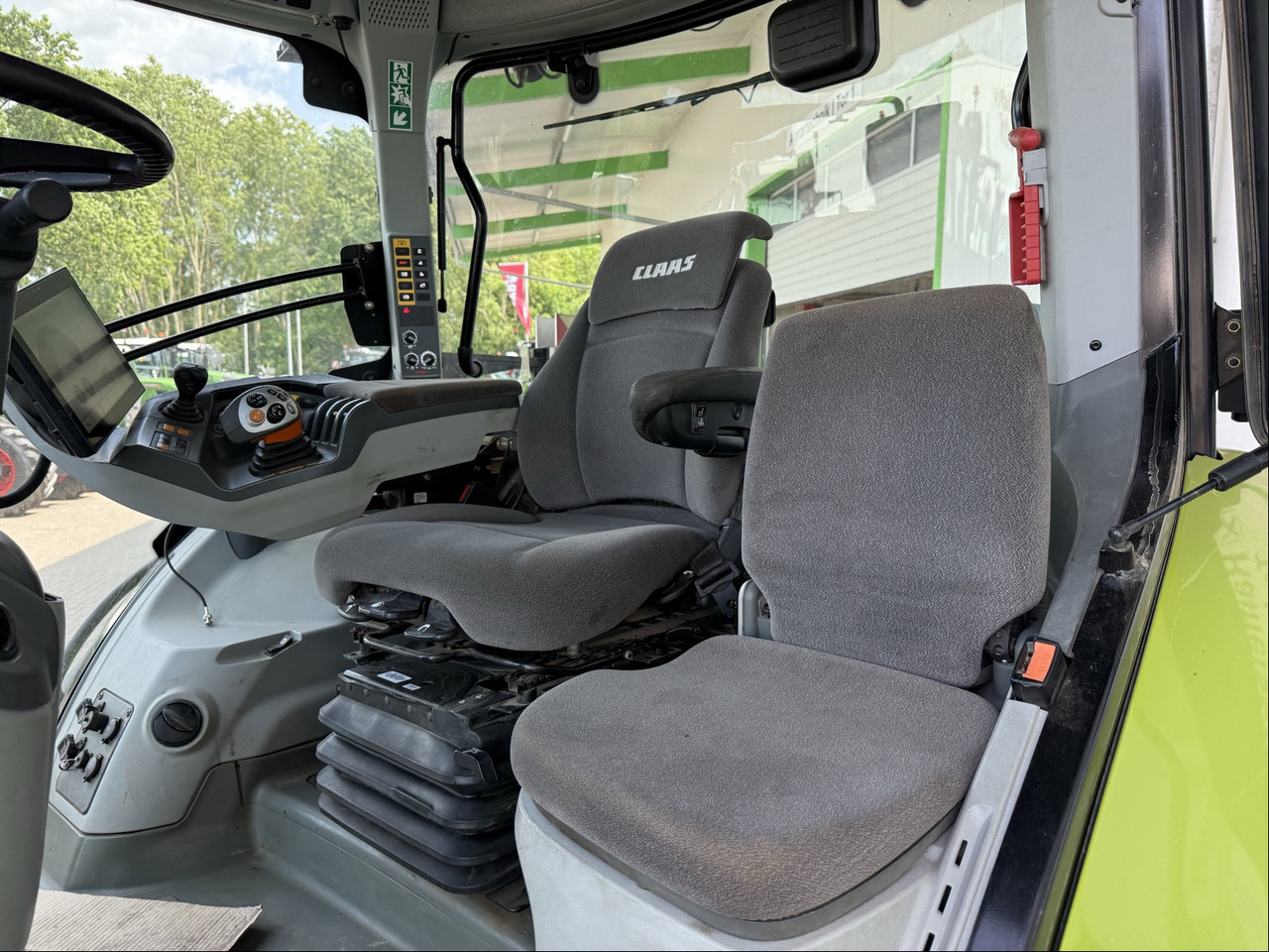 Claas Axion 960 - Farm tractor: picture 4 Claas Axion 960 - Farm tractor: picture 4