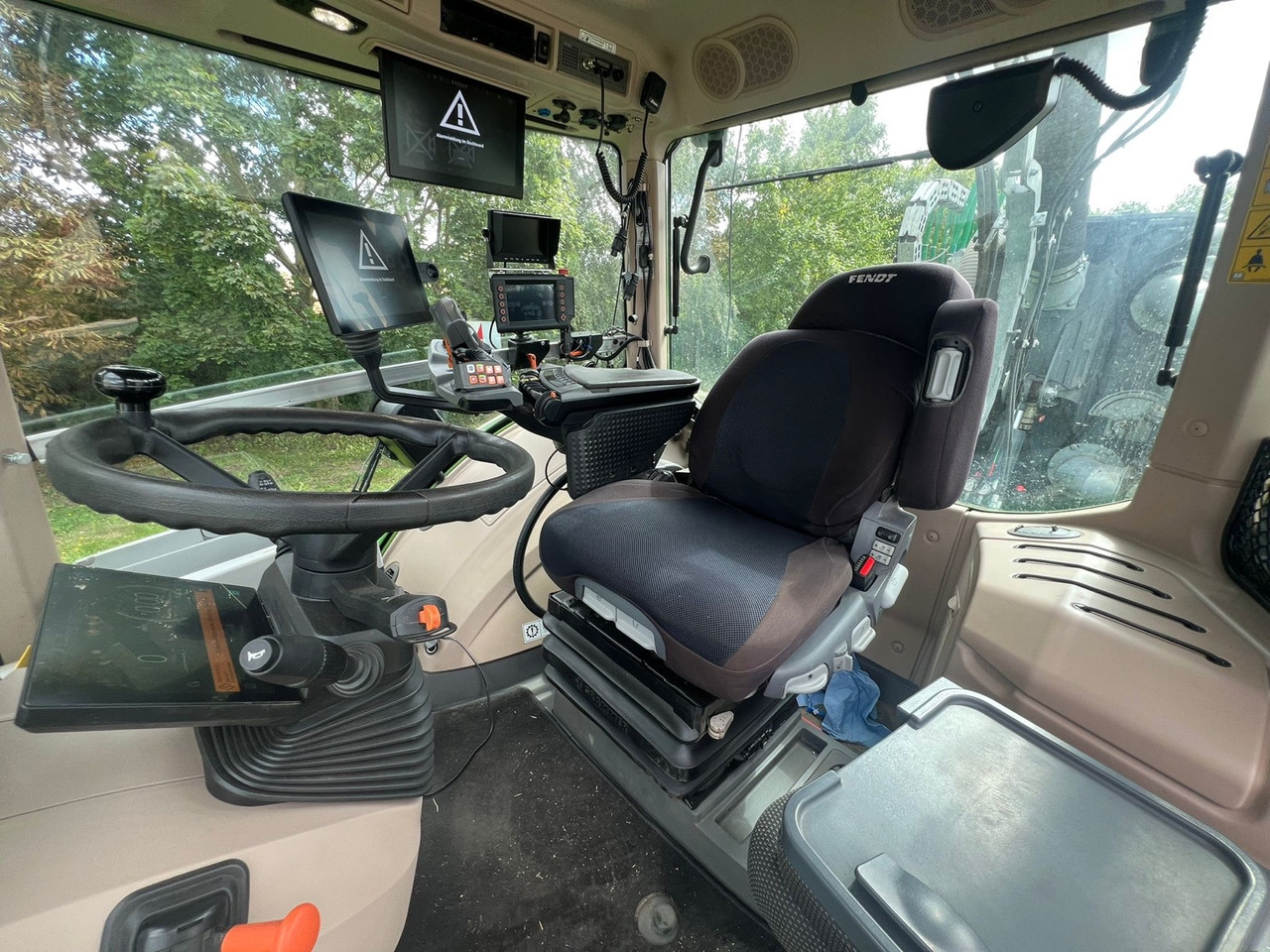 Fendt 1050 Vario Gen3 ProfiPlus - Farm tractor: picture 3 Fendt 1050 Vario Gen3 ProfiPlus - Farm tractor: picture 3