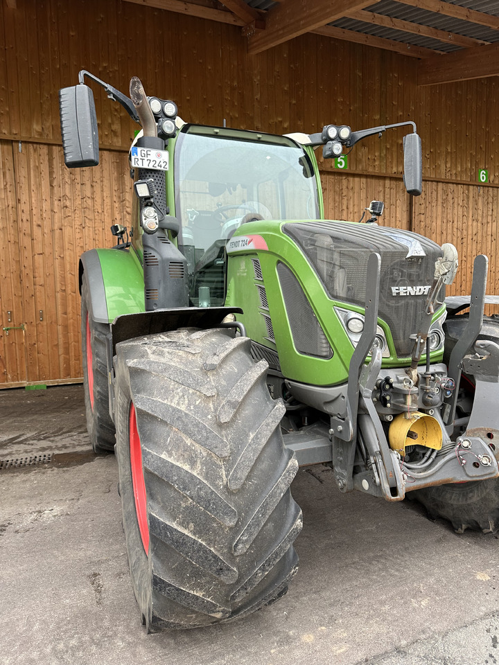 Fendt 724 Vario S4 ProfiPlus - Farm tractor: picture 3 Fendt 724 Vario S4 ProfiPlus - Farm tractor: picture 3