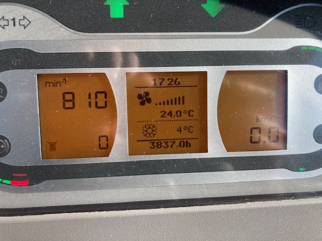 Fendt 826 Vario S4 Profi - Farm tractor: picture 2 Fendt 826 Vario S4 Profi - Farm tractor: picture 2