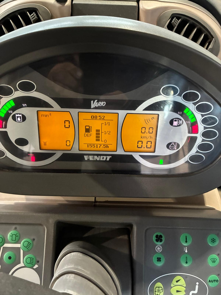 Fendt 828 Vario SCR ProfiPlus - Farm tractor: picture 2 Fendt 828 Vario SCR ProfiPlus - Farm tractor: picture 2