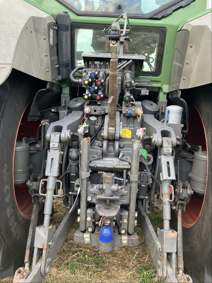 Farm tractor Fendt 927Profi  SCR: picture 8