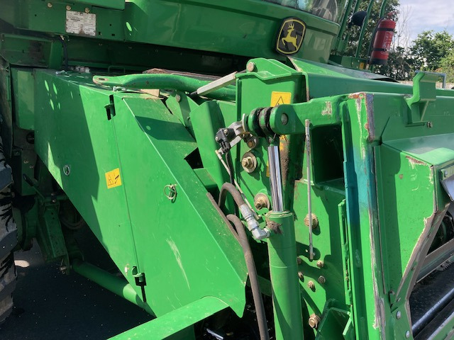 Combine harvester John Deere T660 Hilmaster: picture 10