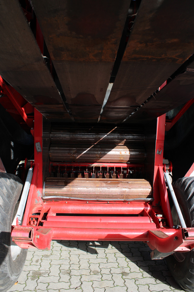 Lely Welger RP 545 - Hay and forage equipment: picture 4 Lely Welger RP 545 - Hay and forage equipment: picture 4