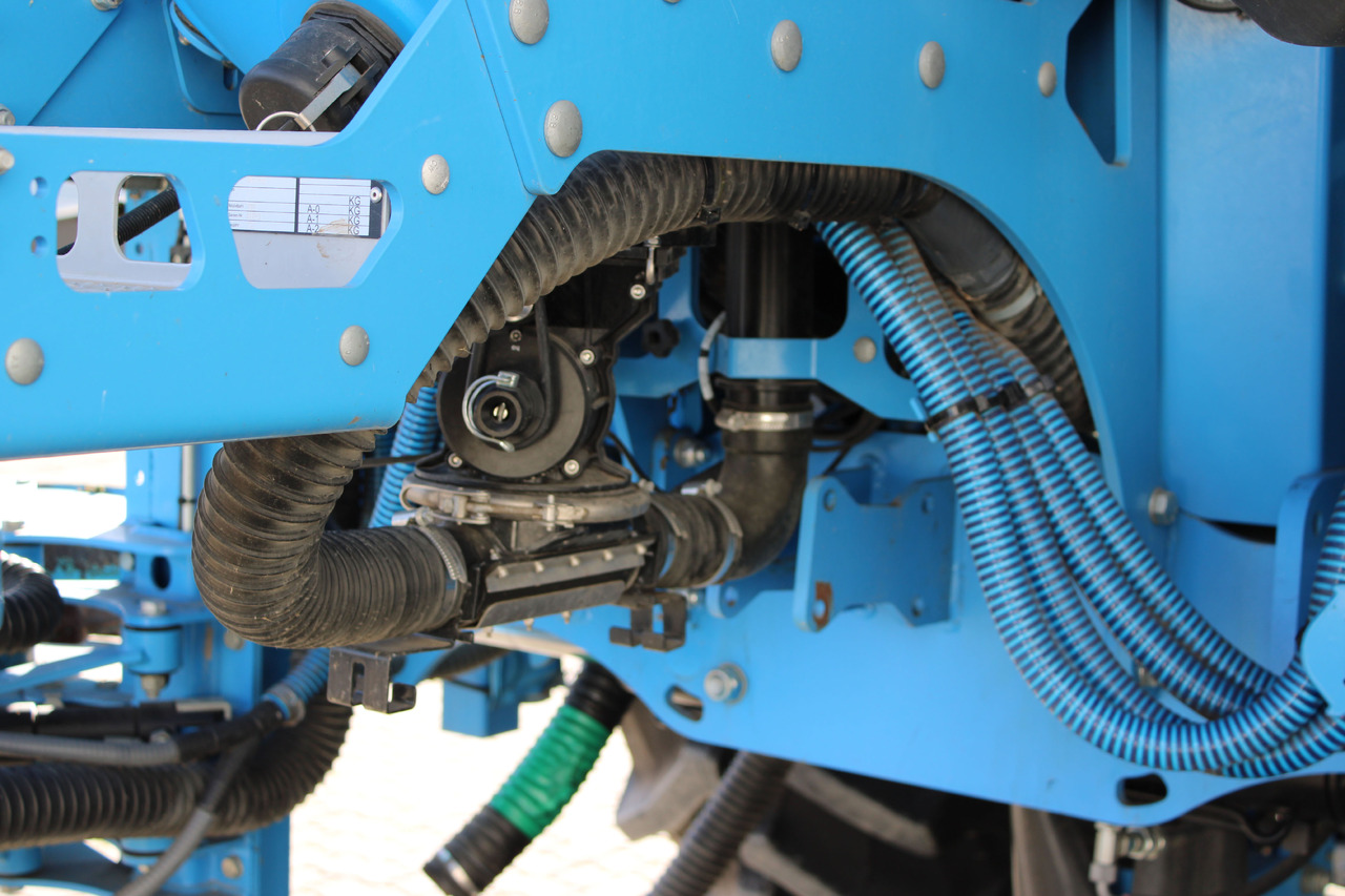 Lemken Azurit 9 KD - Seed drill: picture 5 Lemken Azurit 9 KD - Seed drill: picture 5