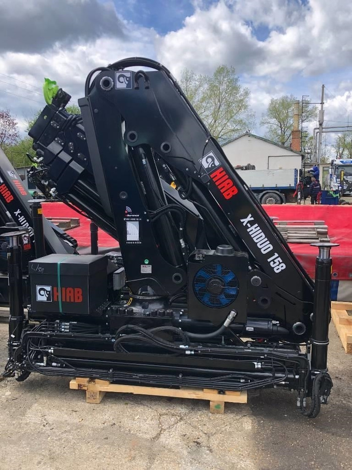 Hiab X-HiDuo 158 D-4 - Loader crane for Truck: picture 1 Hiab X-HiDuo 158 D-4 - Loader crane for Truck: picture 1