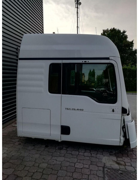 MAN TGX XLX EURO 5 - Cab and interior for Truck: picture 4 MAN TGX XLX EURO 5 - Cab and interior for Truck: picture 4