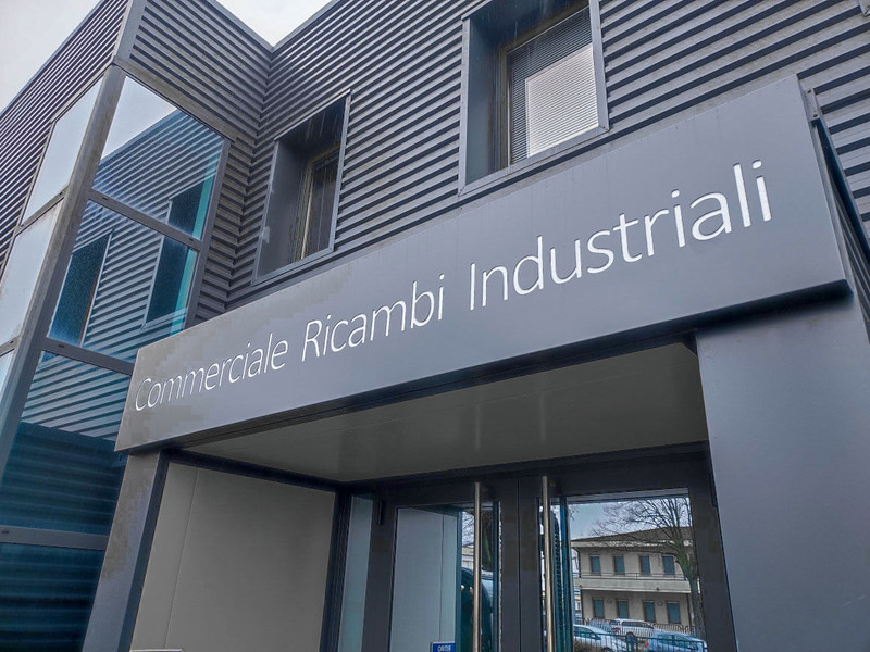 Cab and interior for Truck Mitsubishi Fuso C FUSO E6 2021->: picture 15 Cab and interior for Truck Mitsubishi Fuso C FUSO E6 2021->: picture 15