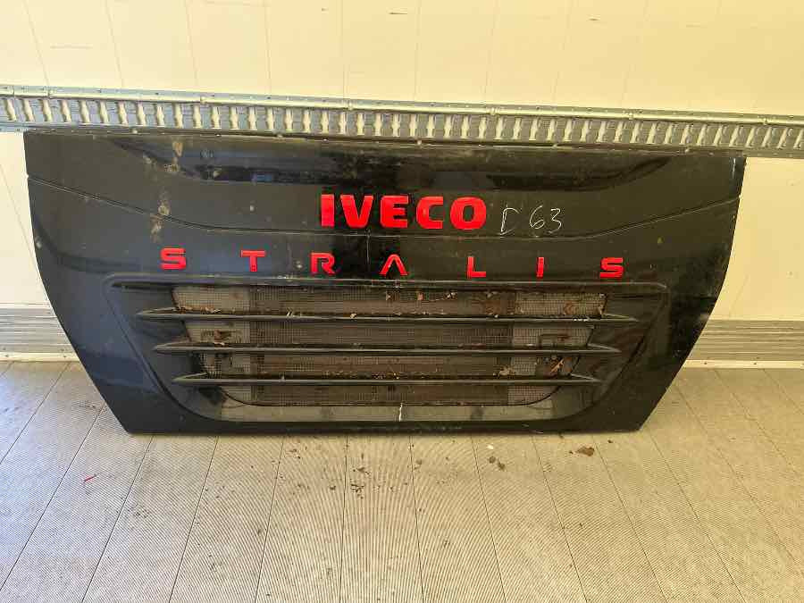 IVECO FRONT DOOR 500398112 - Body and exterior for Truck: picture 1 IVECO FRONT DOOR 500398112 - Body and exterior for Truck: picture 1