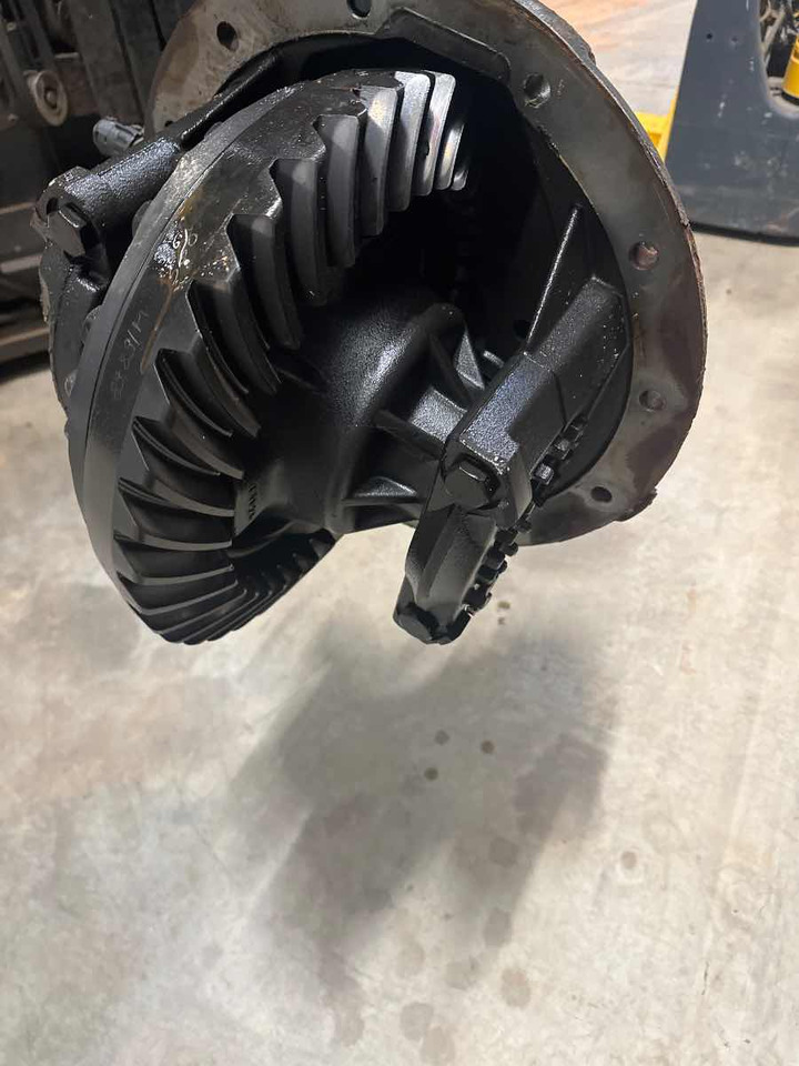 MAN DIFF HY-0925 - 3.700 // 81.35010-6168 - Differential gear for Truck: picture 3 MAN DIFF HY-0925 - 3.700 // 81.35010-6168 - Differential gear for Truck: picture 3