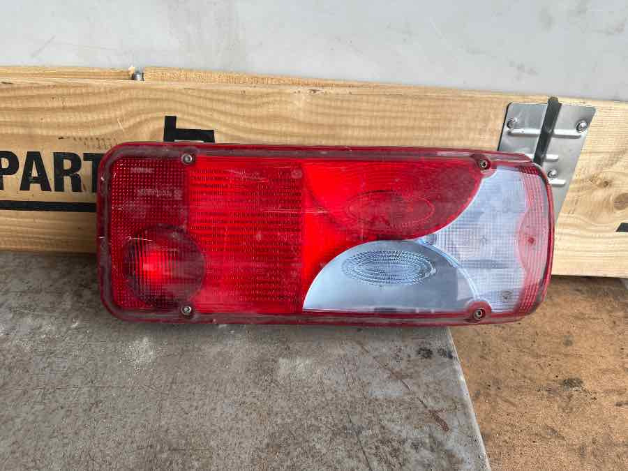 SCANIA REAR LAMP 2129987 - Lights/ Lighting for Truck: picture 1 SCANIA REAR LAMP 2129987 - Lights/ Lighting for Truck: picture 1
