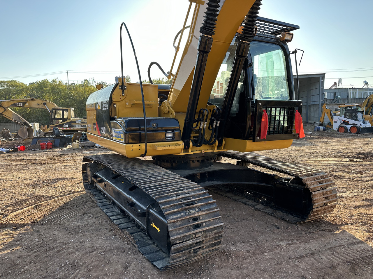 CAT 320D2L - Crawler excavator: picture 4 CAT 320D2L - Crawler excavator: picture 4