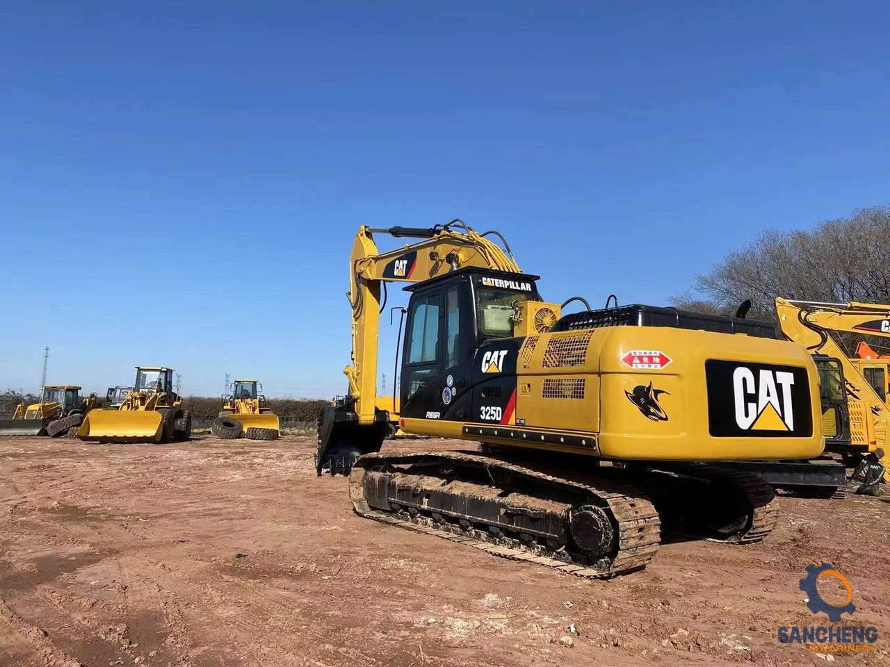 CAT 325D - Excavator: picture 2 CAT 325D - Excavator: picture 2