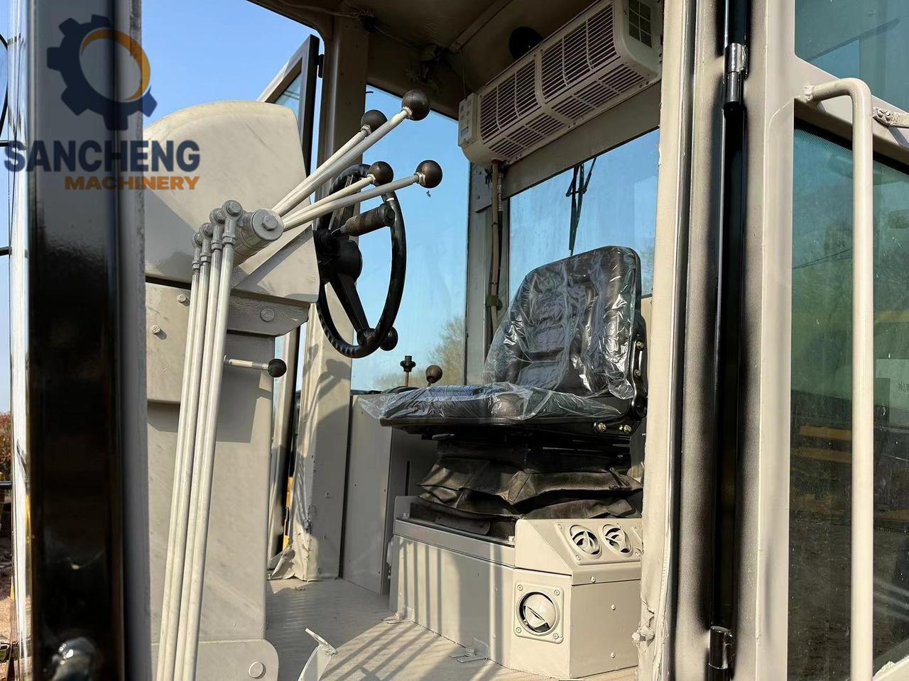 CATERPILLAR 120H - Grader: picture 5 CATERPILLAR 120H - Grader: picture 5