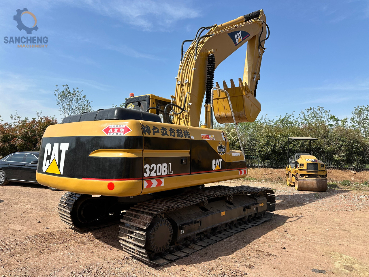 CATERPILLAR 320BL - Crawler excavator: picture 5 CATERPILLAR 320BL - Crawler excavator: picture 5