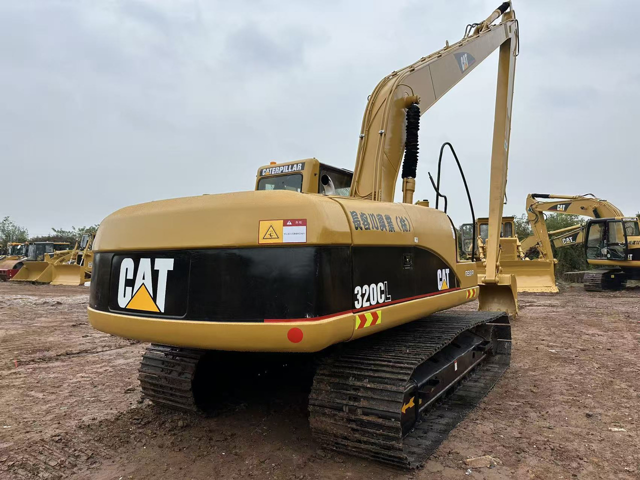 CATERPILLAR 320CL long reach excavator - Crawler excavator: picture 3 CATERPILLAR 320CL long reach excavator - Crawler excavator: picture 3