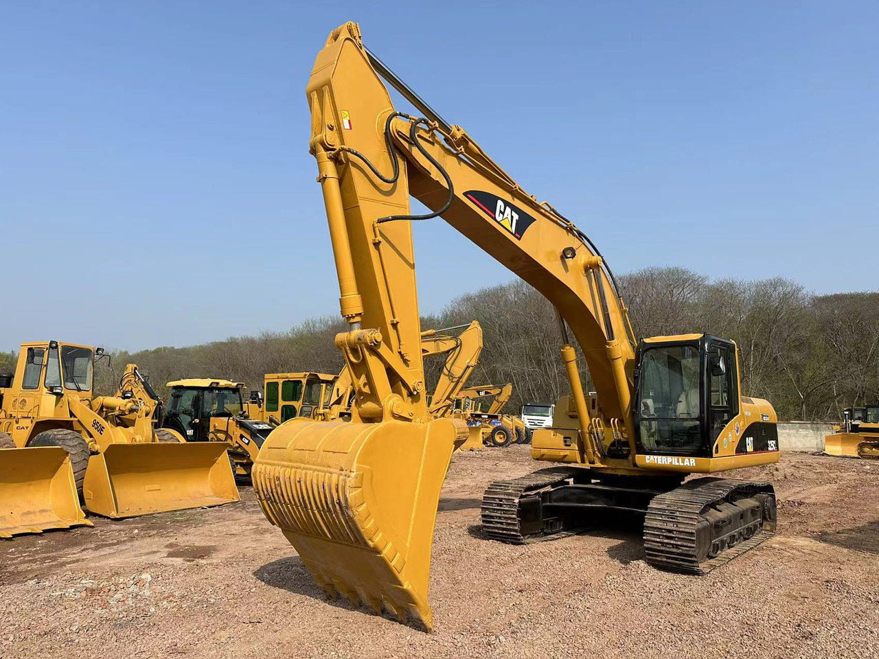 CATERPILLAR 325C - Crawler excavator: picture 2 CATERPILLAR 325C - Crawler excavator: picture 2