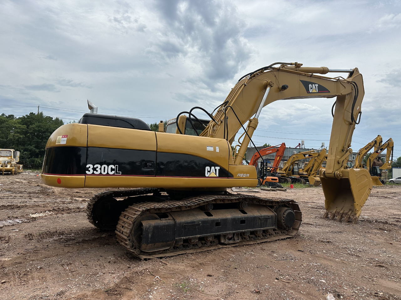 CATERPILLAR 330CL - Excavator: picture 2 CATERPILLAR 330CL - Excavator: picture 2