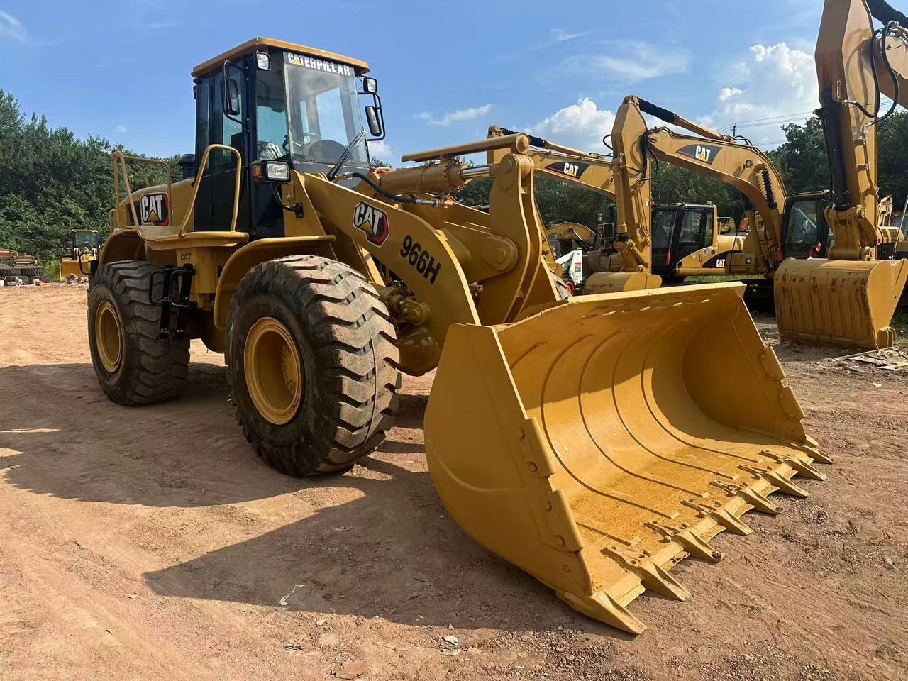 CATERPILLAR 966H - Wheel loader: picture 2 CATERPILLAR 966H - Wheel loader: picture 2