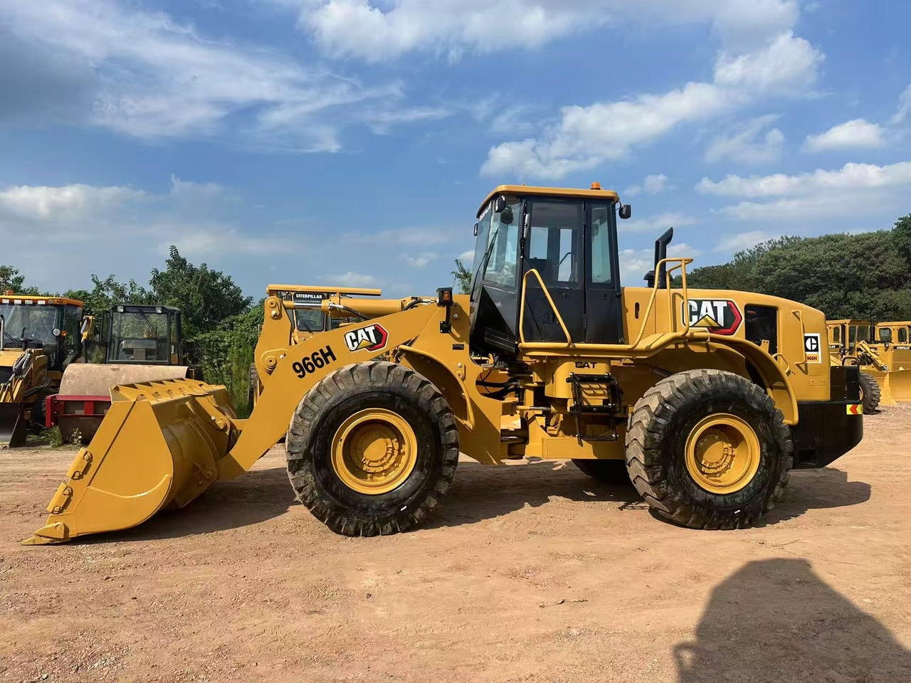 CATERPILLAR 966H - Wheel loader: picture 3 CATERPILLAR 966H - Wheel loader: picture 3