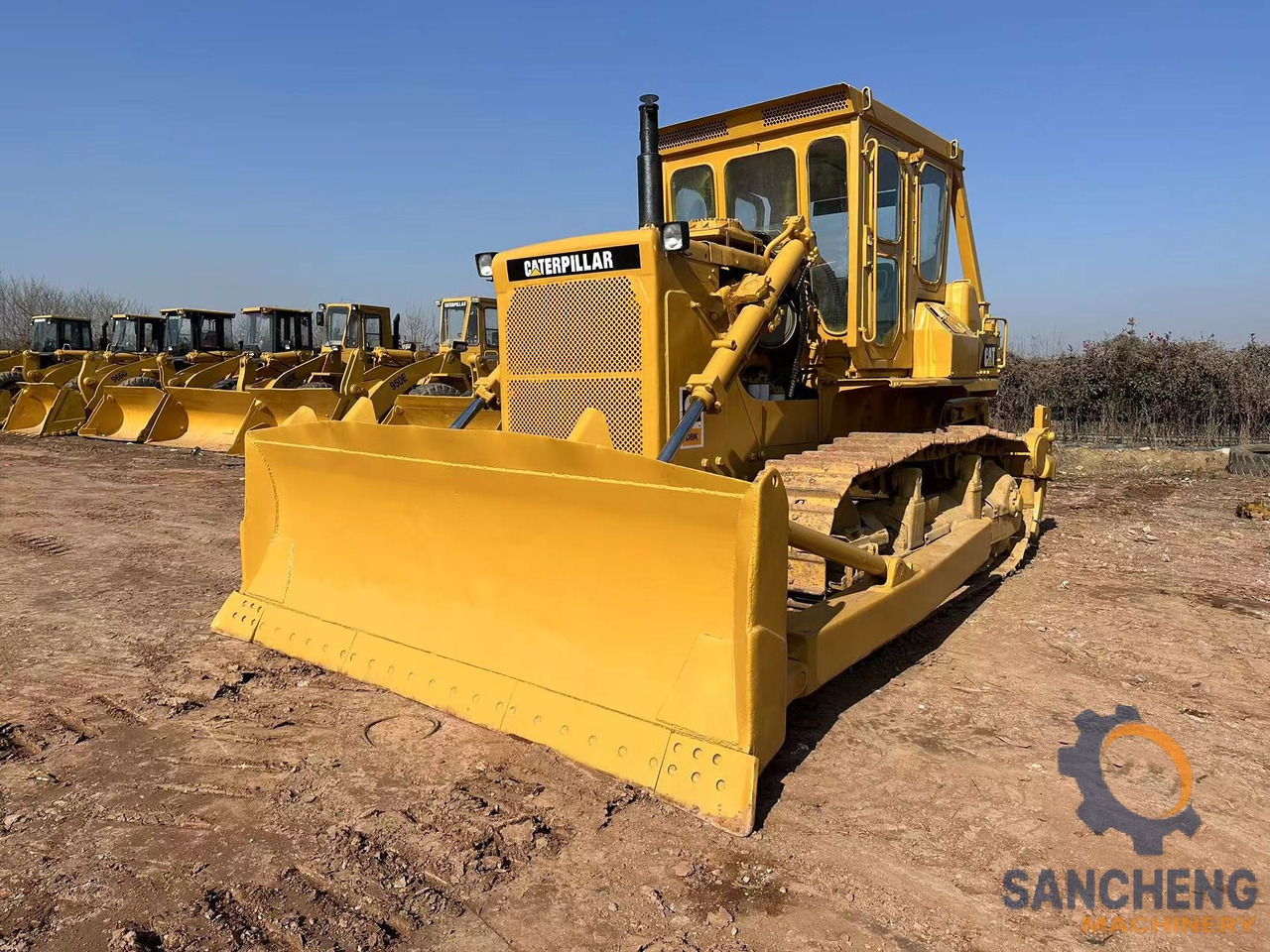 CATERPILLAR D8K - Bulldozer: picture 4 CATERPILLAR D8K - Bulldozer: picture 4
