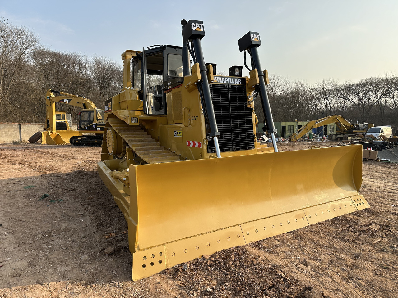 CATERPILLAR D8R - Bulldozer: picture 4 CATERPILLAR D8R - Bulldozer: picture 4