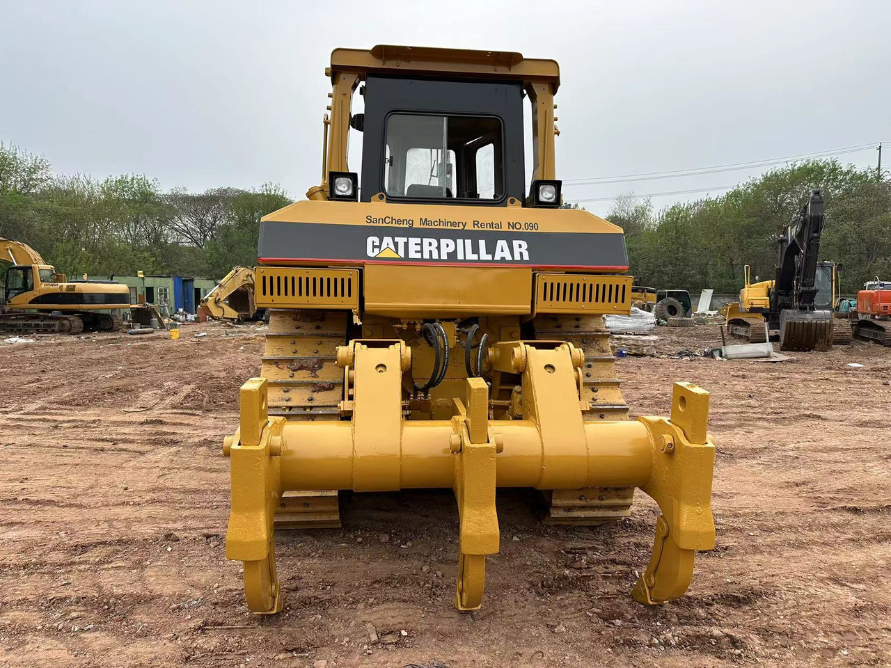 CATERPILLAR D8R - Bulldozer: picture 5 CATERPILLAR D8R - Bulldozer: picture 5