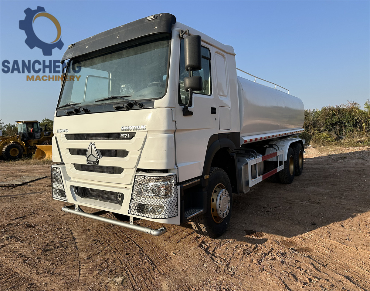SINOTRUK HOWO 371 6x4 Water Tanker Truck - Tank truck: picture 1 SINOTRUK HOWO 371 6x4 Water Tanker Truck - Tank truck: picture 1