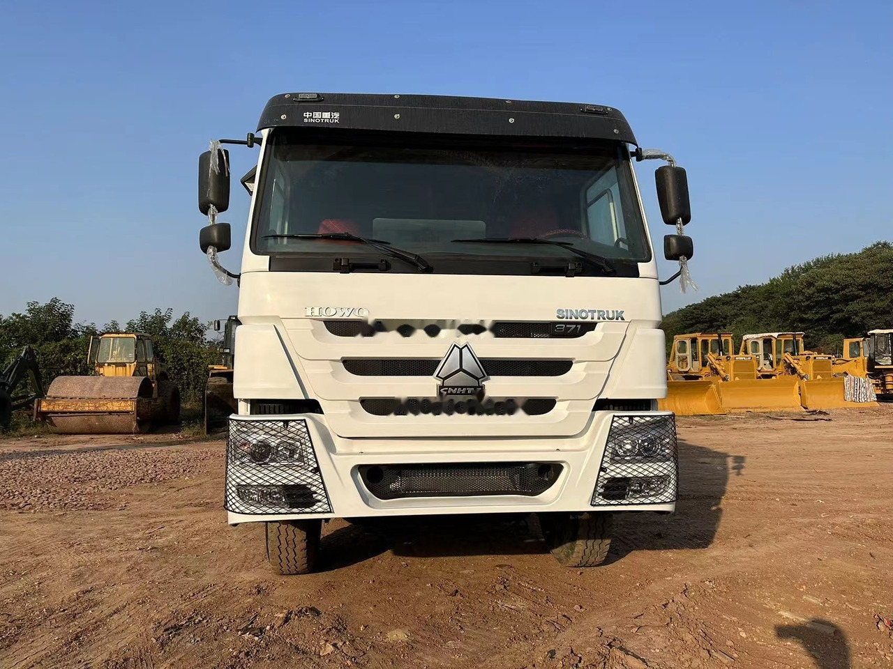 SINOTRUK HOWO HOWO 371 6x4 - Tipper: picture 4 SINOTRUK HOWO HOWO 371 6x4 - Tipper: picture 4