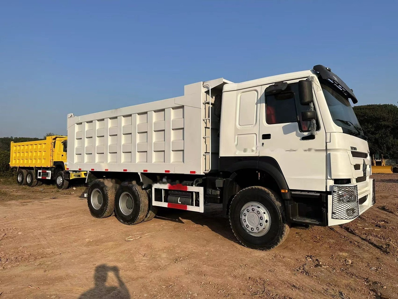 SINOTRUK HOWO HOWO 371 6x4 - Tipper: picture 5 SINOTRUK HOWO HOWO 371 6x4 - Tipper: picture 5