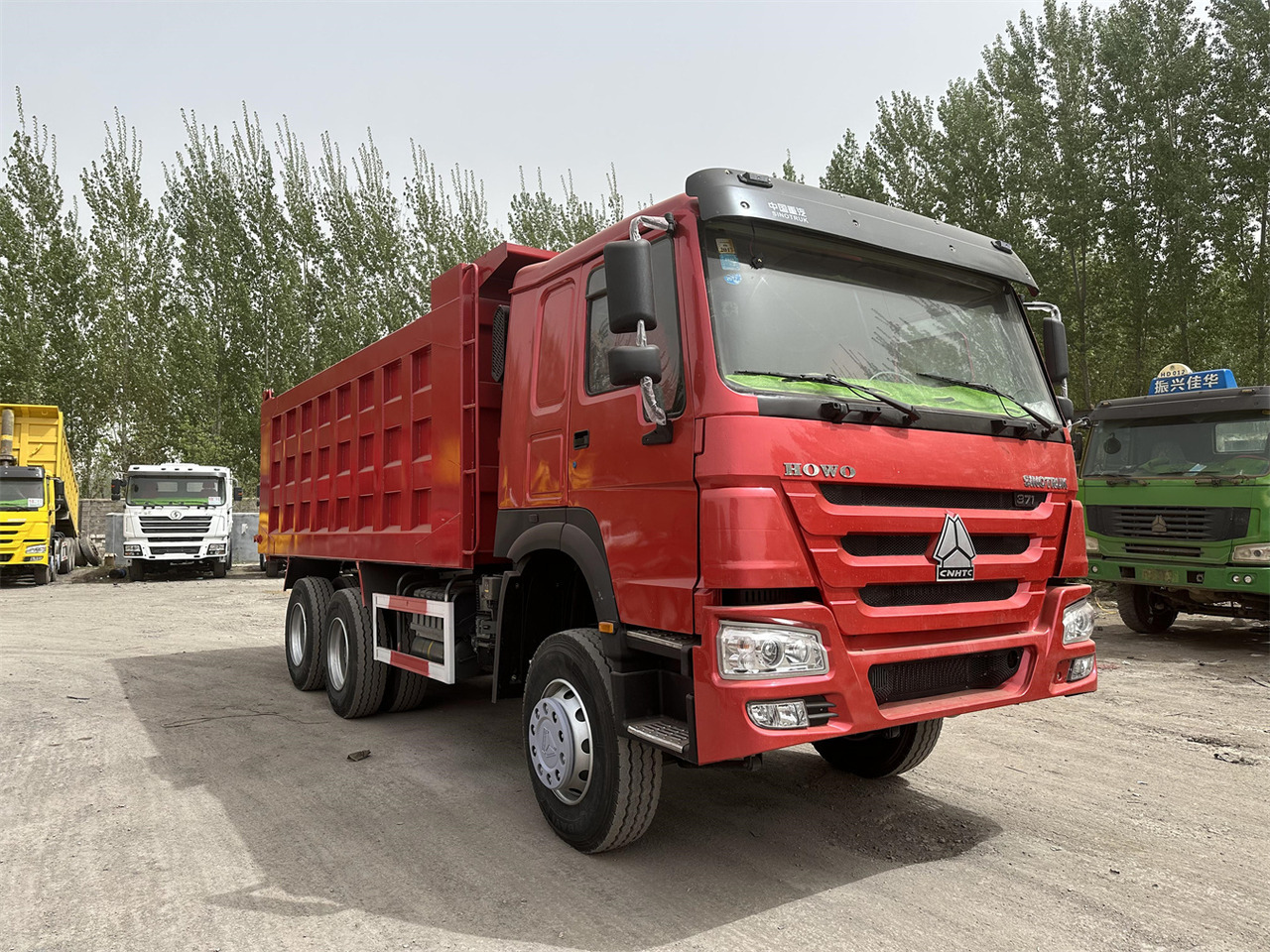 SINOTRUK Howo Dump truck 371 - Tipper: picture 1 SINOTRUK Howo Dump truck 371 - Tipper: picture 1