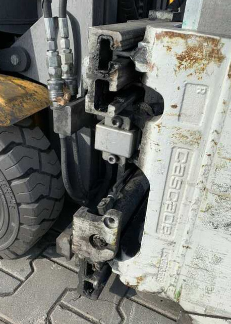 Cascade 28G-CCX-2A-75359R0, Kartonklammer - Clamp for Material handling equipment: picture 5 Cascade 28G-CCX-2A-75359R0, Kartonklammer - Clamp for Material handling equipment: picture 5