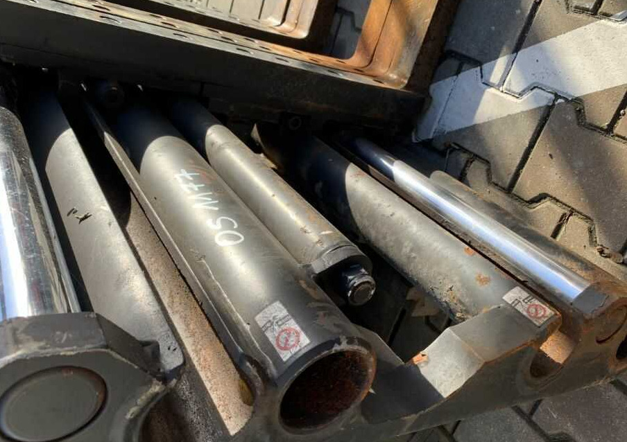 Durwen DRPK30C - Forks for Forklift: picture 2 Durwen DRPK30C - Forks for Forklift: picture 2