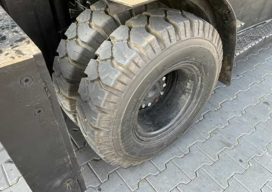 LPG forklift Hyster H8.0FT6: picture 7