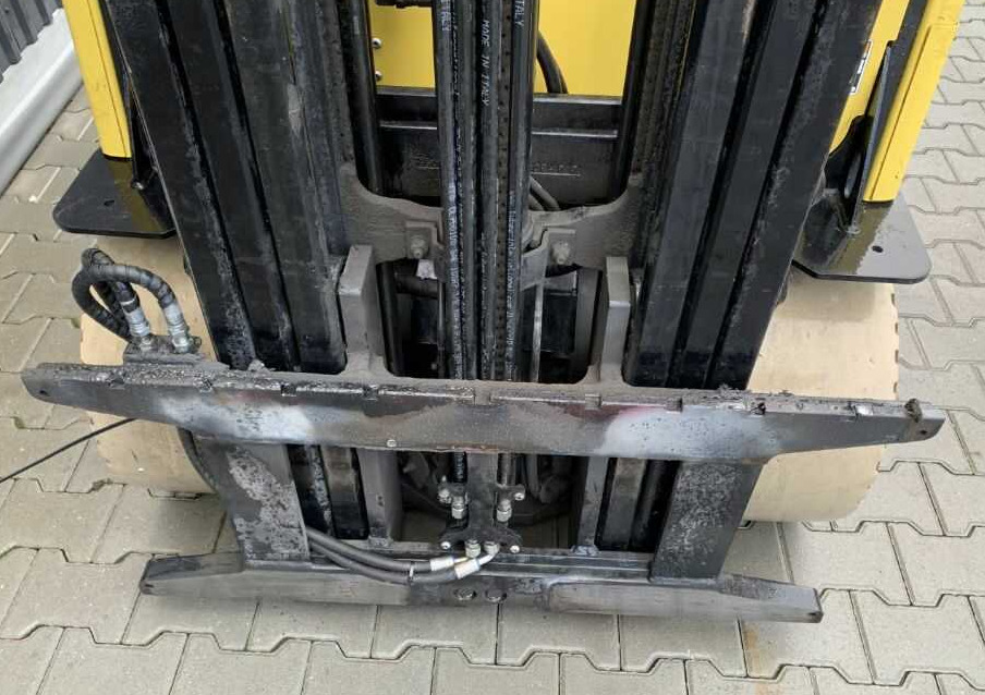 Hyster J3.0XN - Electric forklift: picture 3 Hyster J3.0XN - Electric forklift: picture 3