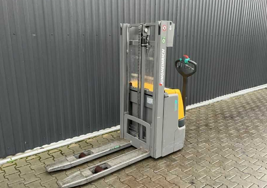 Jungheinrich EJC112 - Stacker: picture 1 Jungheinrich EJC112 - Stacker: picture 1