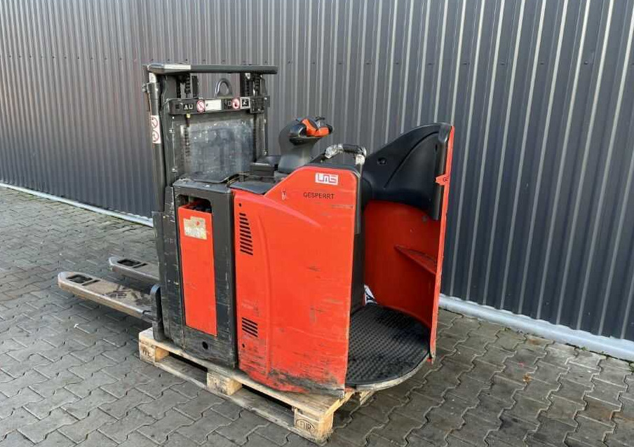 Stacker Linde D12SP: picture 7