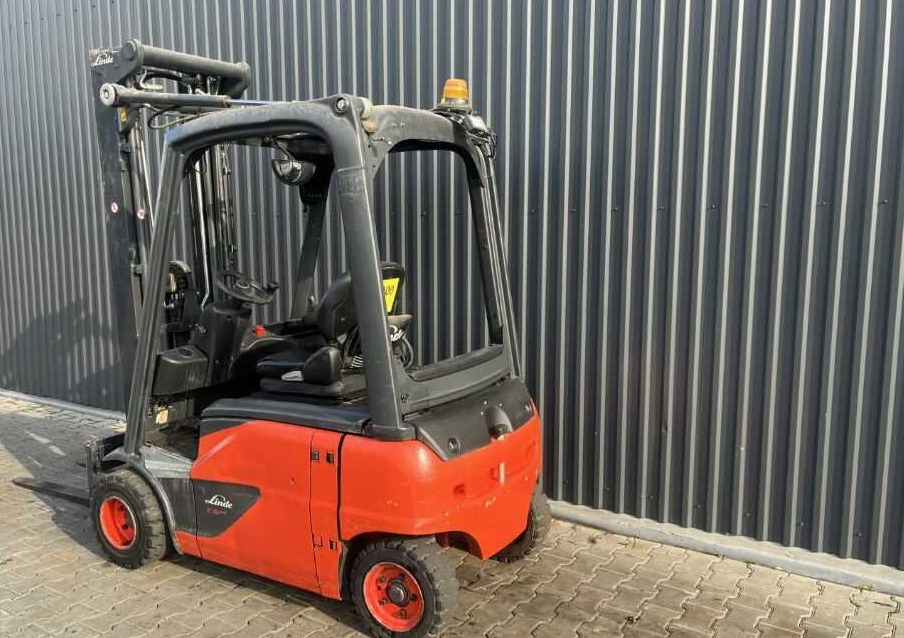 Linde E16P-02 - Electric forklift: picture 3 Linde E16P-02 - Electric forklift: picture 3